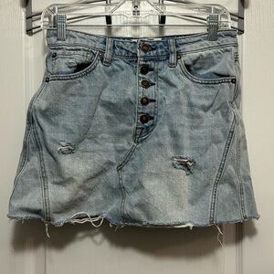 Free People We The Free Denim Skirt Breezy Button Fly, size 27 light wash blue